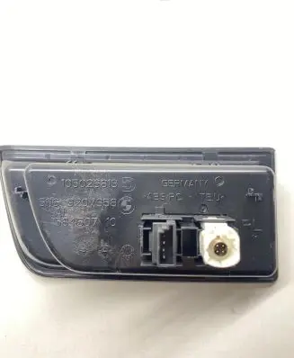 BMW 4 F36 Gran coupe USB socket connector 9207358 105026813 58450710