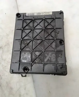 Renault Scenic I Fuse module 8200029340A 99351 S108502510C