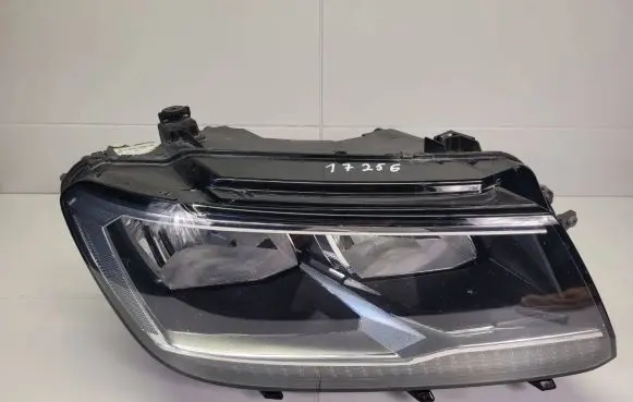 Volkswagen Tiguan Headlight/headlamp 5NB941006B