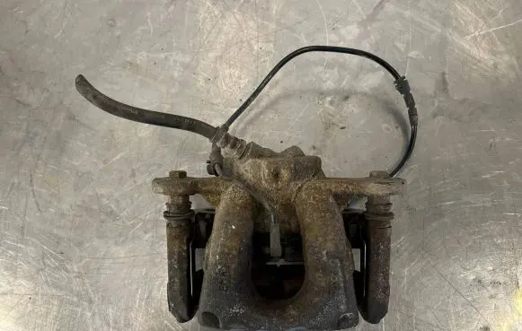 BMW 1 E81 E87 Front brake caliper
