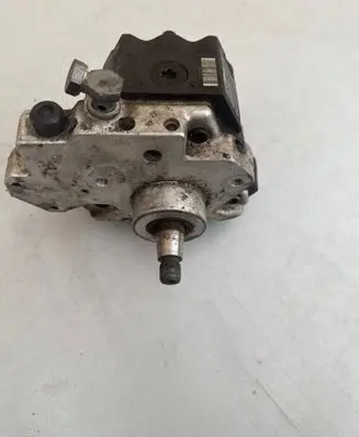 Audi A8 S8 D3 4E Fuel injection high pressure pump 059130755J 0445010125