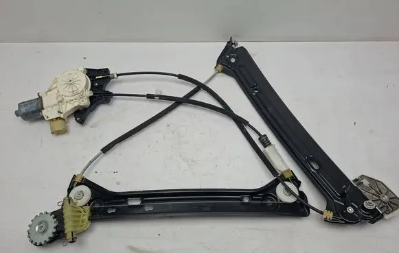 BMW 2 F22 F23 Front door window regulator with motor 7268447