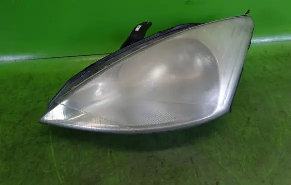 Ford Focus Headlight/headlamp