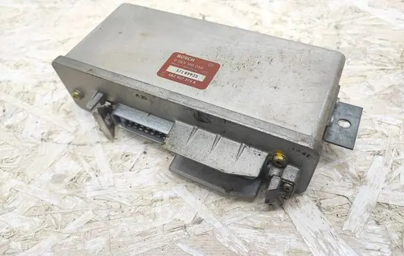 Audi 80 90 S2 B4 ABS control unit/module 4A0907379A 37109935 0265100056