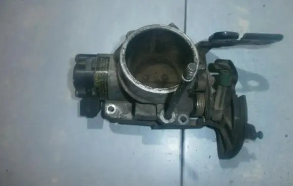 Ford Mondeo MK I Throttle valve 938fsb