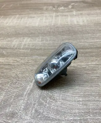 Audi A6 S6 C5 4B Front fender indicator light 8E0949127