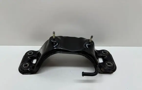 Volvo V60 Muffler mount bracket/holder 30659484