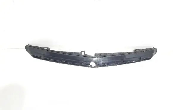 Mercedes-Benz B W246 W242 Front bumper mounting bracket A2468850365