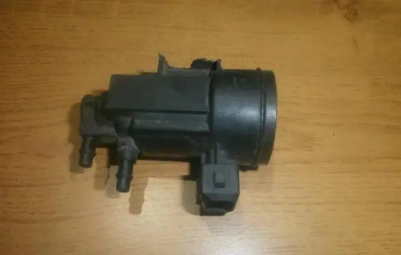 Ford Scorpio Turbo solenoid valve 95BB9J459