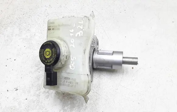 Audi Q5 SQ5 Master brake cylinder 8k0611301a