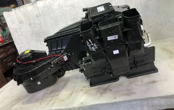 Mercedes-Benz GLA H247 Interior heater climate box assembly A2478308502