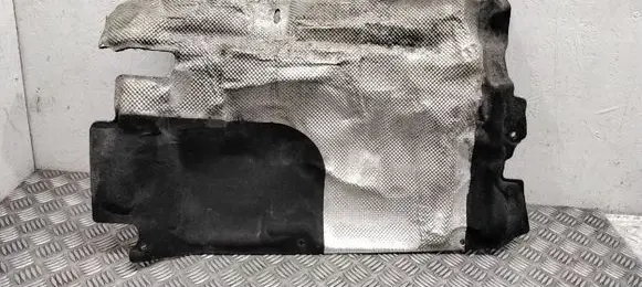 Volvo V70 Heat shield in engine bay 31420245