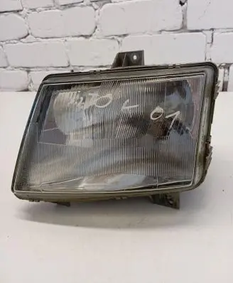 Mercedes-Benz Vito Viano W638 Headlight/headlamp E95963