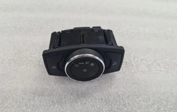 Ford Mustang VI Light switch DG9T13D061CEW