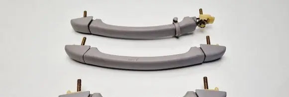 Mazda Xedos 9 A set of handles for the ceiling 