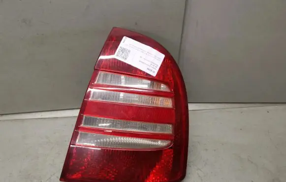 Skoda Superb B5 (3U) Rear/tail lights 1SCX13404AA 1SCX13440AA 1SCX13450AA