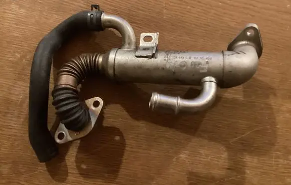 Skoda Fabia Mk1 (6Y) EGR valve cooler 045131513L