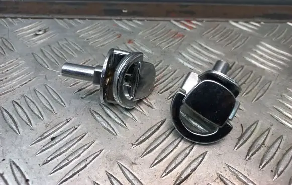 Audi A7 S7 4G Tie down hook / loop 3C9867160
