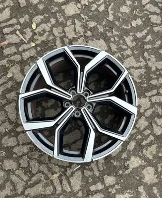 Volkswagen Polo VI R18 alloy rim 2G0601025AQ