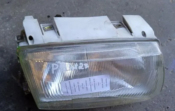 Volkswagen Polo III 6N 6N2 6NF Headlight/headlamp