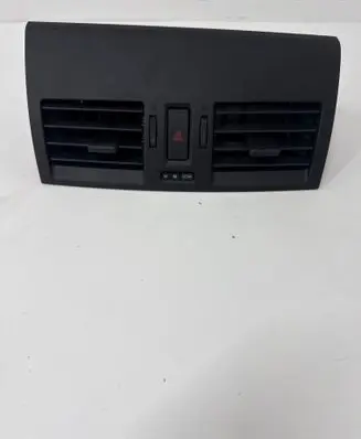 Mazda 3 II Dash center air vent grill