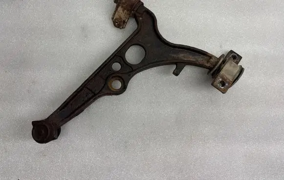 Alfa Romeo 145 - 146 Front lower control arm/wishbone