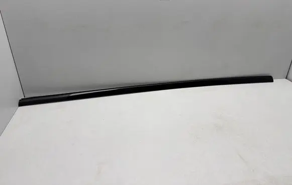 Chrysler Pacifica Front door trim (molding) 7144C