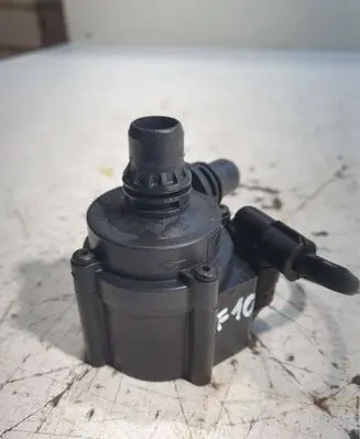 BMW 5 F10 F11 Electric auxiliary coolant/water pump 704125200 13T1910534 8511748