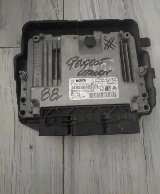 Peugeot 207 Engine control unit/module ECU 0281017336