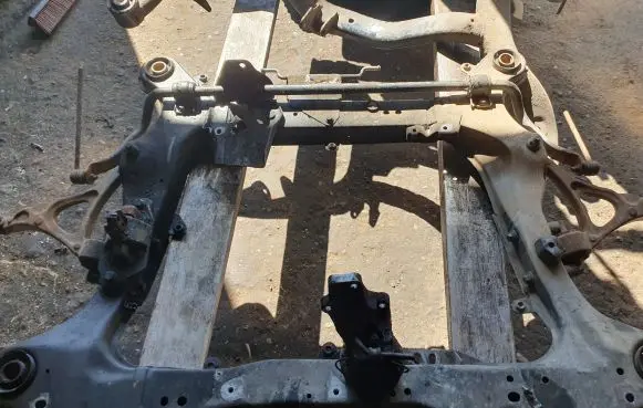 Volvo XC90 Front subframe