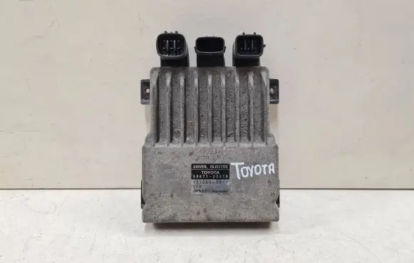 Toyota Avensis T250 Fuel injection control unit/module 8987120070 1310001371