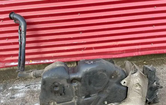 Citroen DS5 Fuel tank 