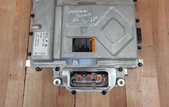 Hyundai Kona I Battery charger (optional) 366010E271
