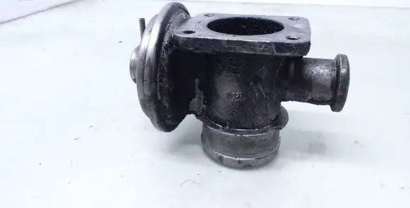 BMW 3 E46 EGR valve 7785452