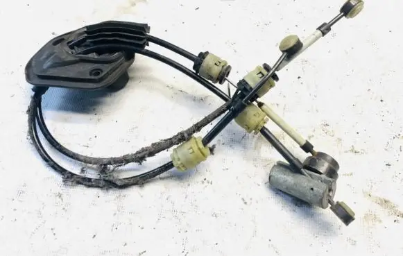 Gear shift cable linkage