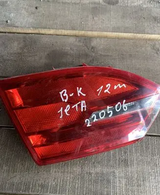 Volkswagen Jetta VI Tailgate rear/tail lights