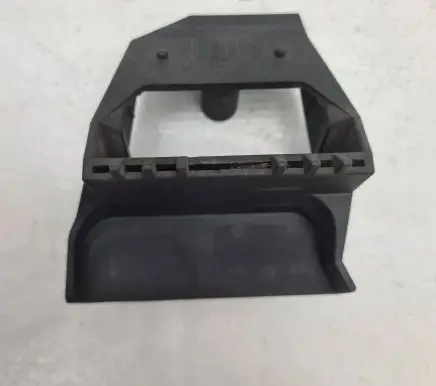 BMW 5 E39 Radiator mount bracket 17111737707