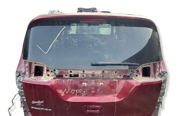 Chrysler Pacifica Tailgate/trunk/boot lid 