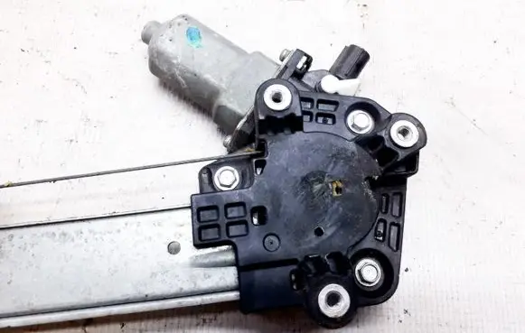 Rear door window regulator motor