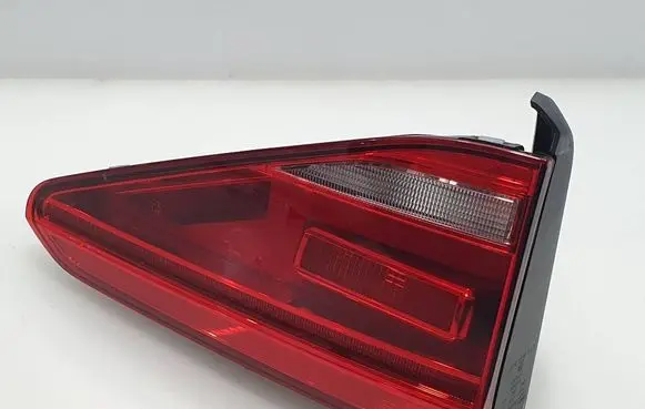 Volkswagen Touran III Tailgate rear/tail lights 5TA945093D L90059824