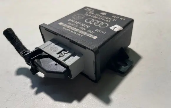 Audi A6 S6 C6 4F Headlight level height control switch 8P0907357H 5LA00837903