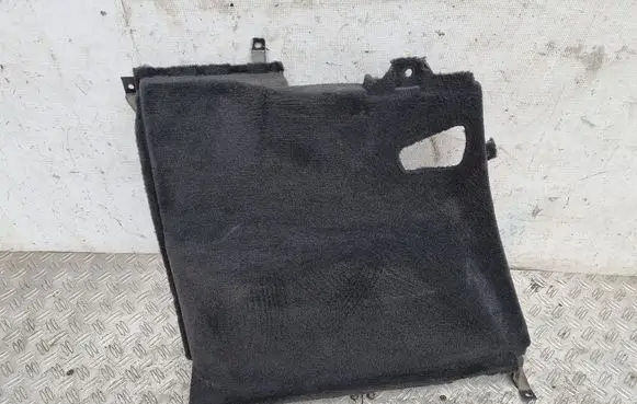 Trunk/boot side trim panel