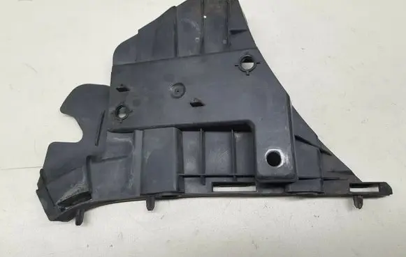 Volvo V70 Front bumper mounting bracket 31265344
