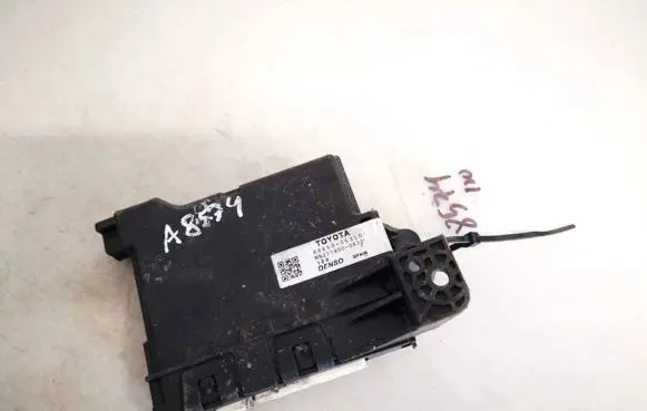 Toyota Avensis T270 Other control units/modules 8865005310 88650-05310