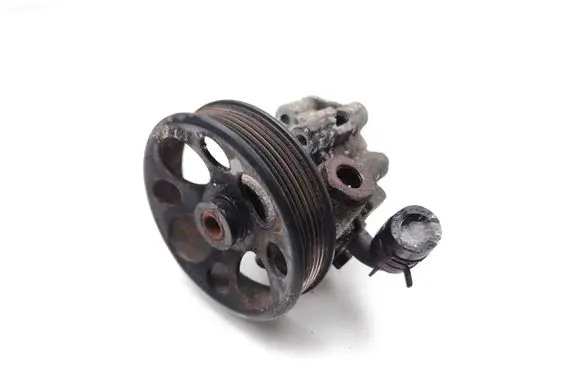 Chevrolet Captiva Power steering pump 