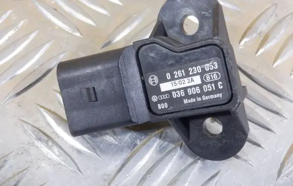 Audi A5 8T 8F Air pressure sensor 036906051C