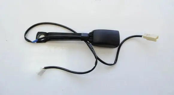 Ford Focus Front seatbelt buckle 