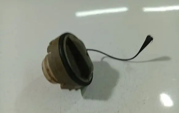 Toyota Avensis T250 Fuel tank filler cap