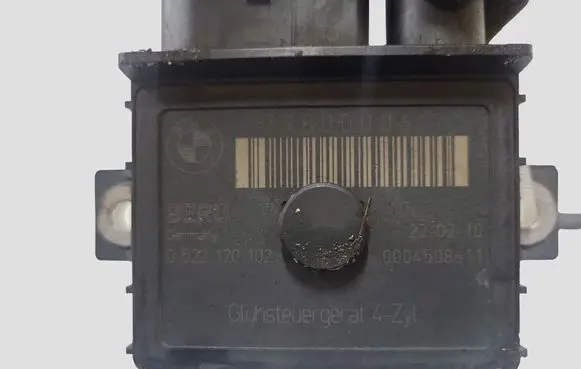 BMW 1 E81 E87 Glow plug pre-heat relay 779800006 0522120102