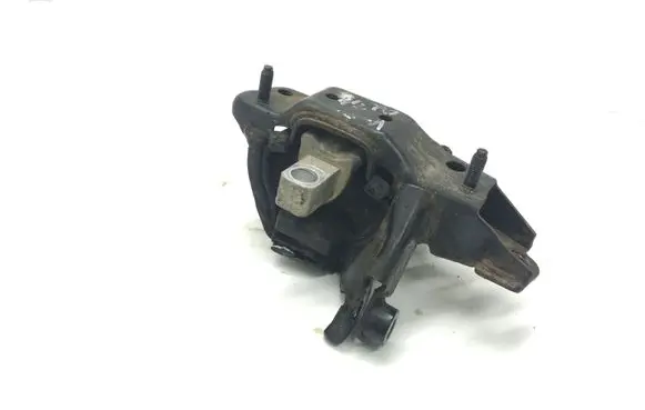 Volkswagen Polo III 6N 6N2 6NF Engine mount bracket